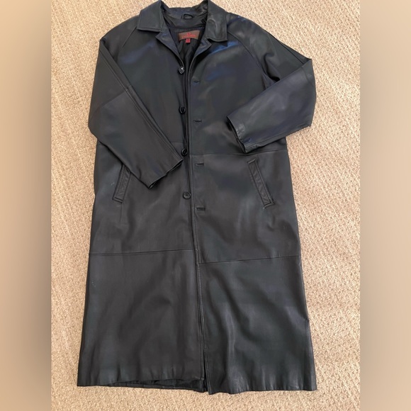 Unique Men’s Full Length Leather Coat - Picture 8 of 8